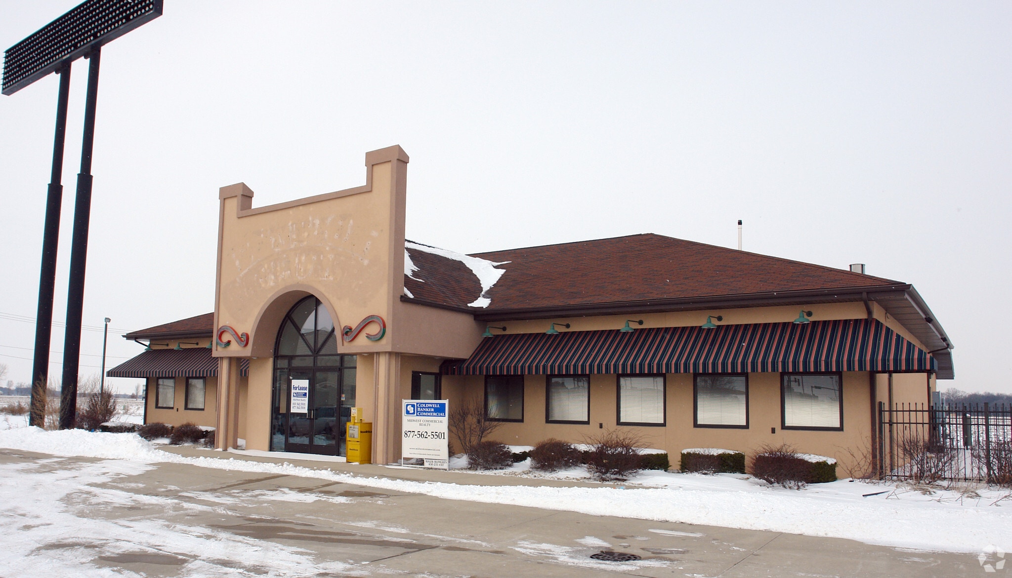 210 N Lewis Ave, Oglesby, IL for lease Primary Photo- Image 1 of 59