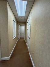 11450 SE Dixie Hwy, Hobe Sound, FL for lease Interior Photo- Image 2 of 3