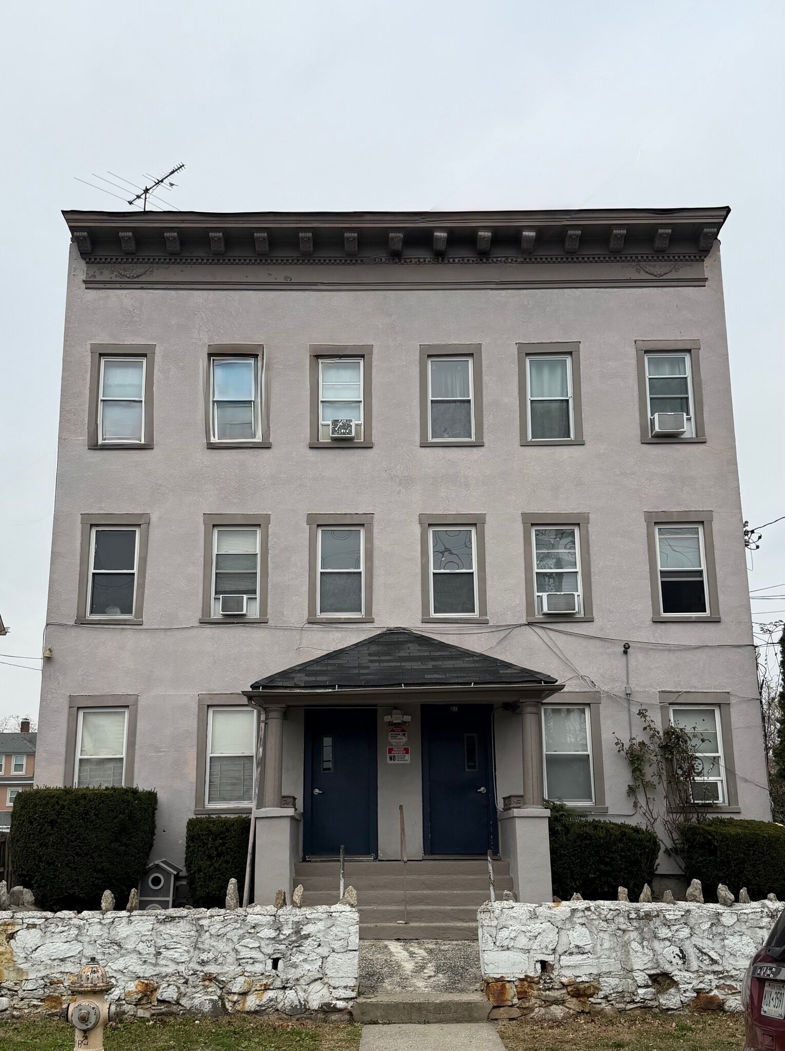61-63 Horton Ave, New Rochelle, NY for sale Primary Photo- Image 1 of 5