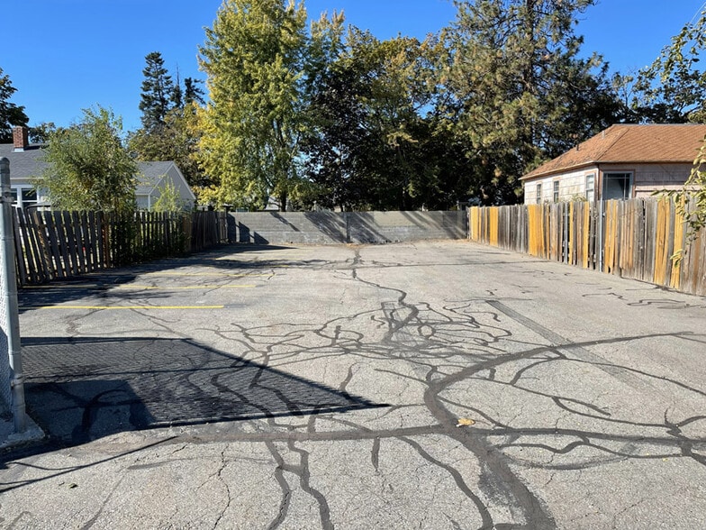 5014 Atlantic St, Spokane, WA for lease - Building Photo - Image 3 of 5