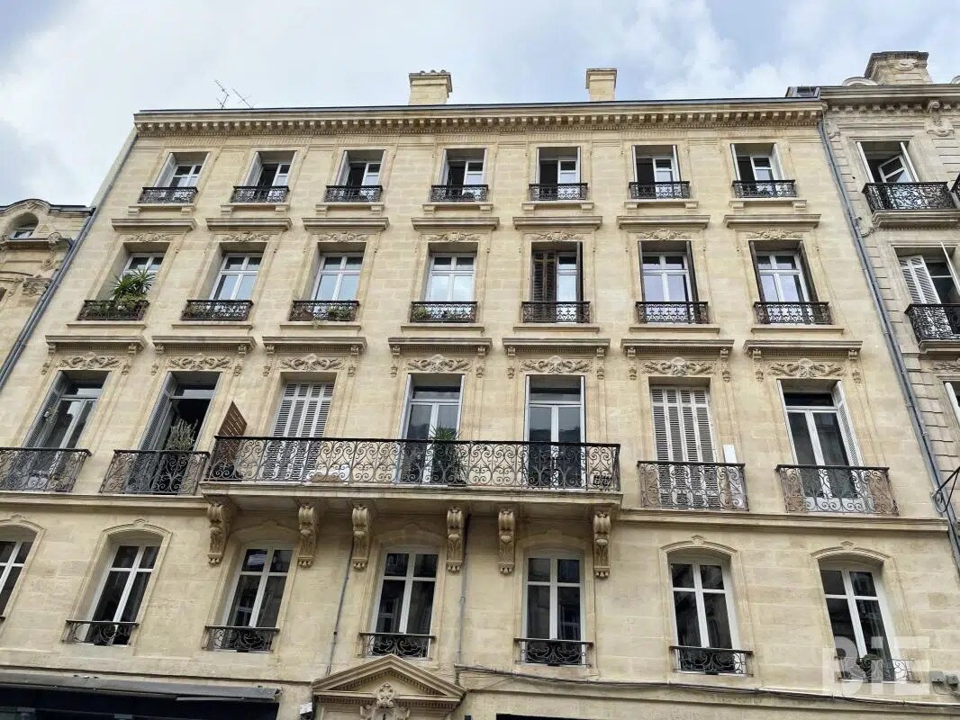 Office in Bordeaux for lease Building Photo- Image 1 of 12
