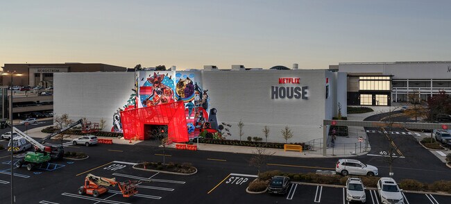 More details for 180 N Gulph Rd, King Of Prussia, PA - Retail for Sale