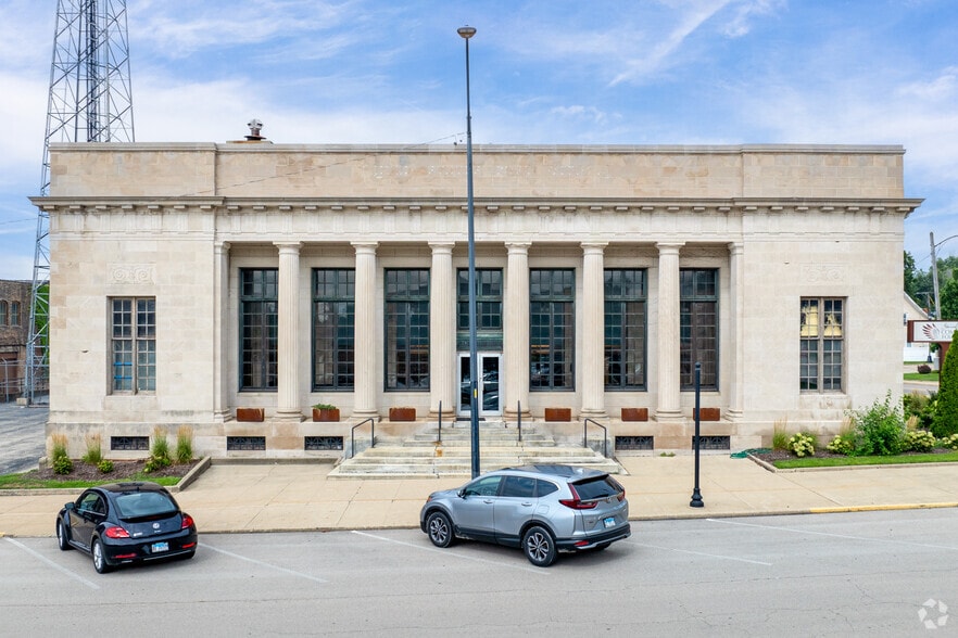 241 Marquette St, LaSalle, IL à vendre - Photo du bâtiment - Image 2 de 7