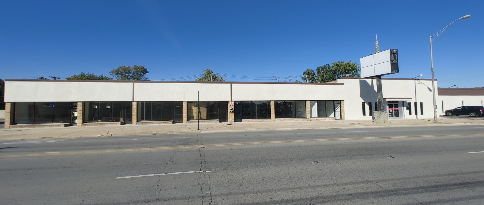 10224 S Kedzie Ave, Chicago, IL for lease Primary Photo- Image 1 of 6