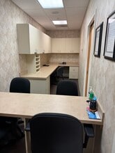 40 Heathwood Dr, Marco Island, FL for lease Interior Photo- Image 2 of 10