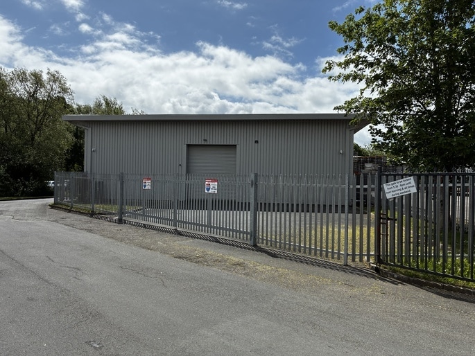 Shires Rd, Brackley for sale - Building Photo - Image 2 of 4