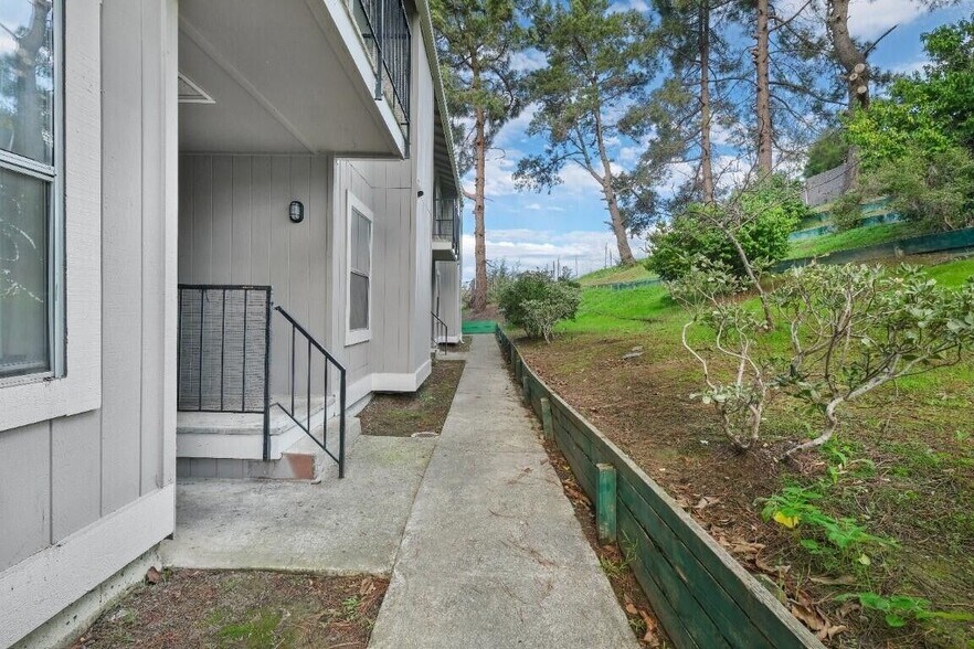 458 Valley View Rd, El Sobrante, CA for sale - Building Photo - Image 2 of 3