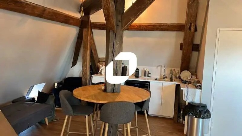 Office in Bordeaux for lease - Interior Photo - Image 3 of 6