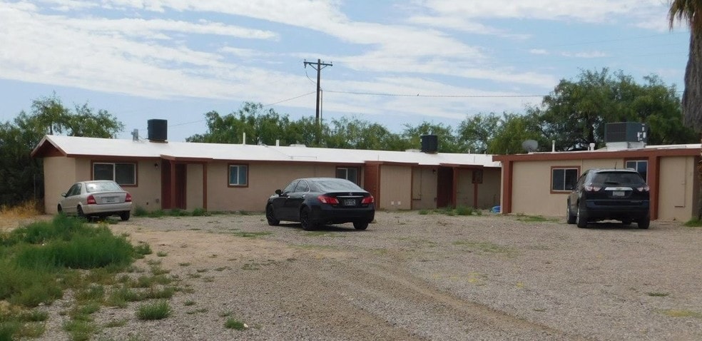 10473 S Nogales Hwy, Tucson, AZ for sale - Building Photo - Image 3 of 12