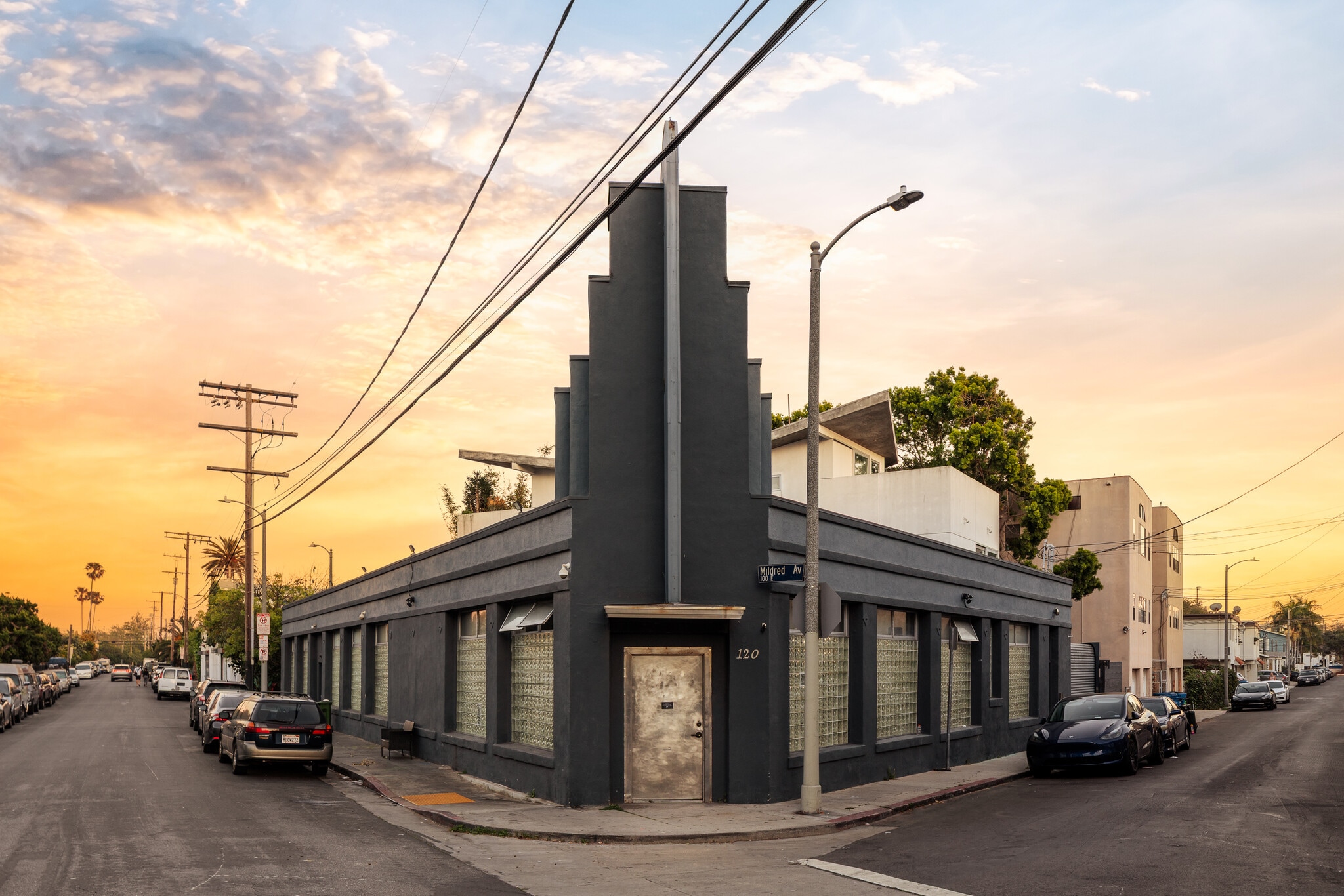 120 Mildred Ave, Venice, CA for sale Primary Photo- Image 1 of 39