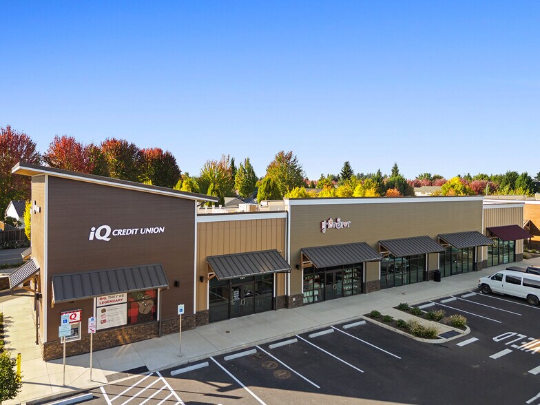 21650 SW Langer Farms Pky, Sherwood, OR à louer - Photo du bâtiment - Image 2 de 7