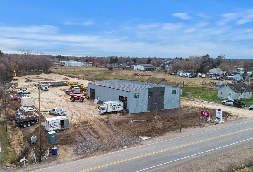 74 N Happy Valley Rd, Nampa, ID à louer - Aérien - Image 2 de 3