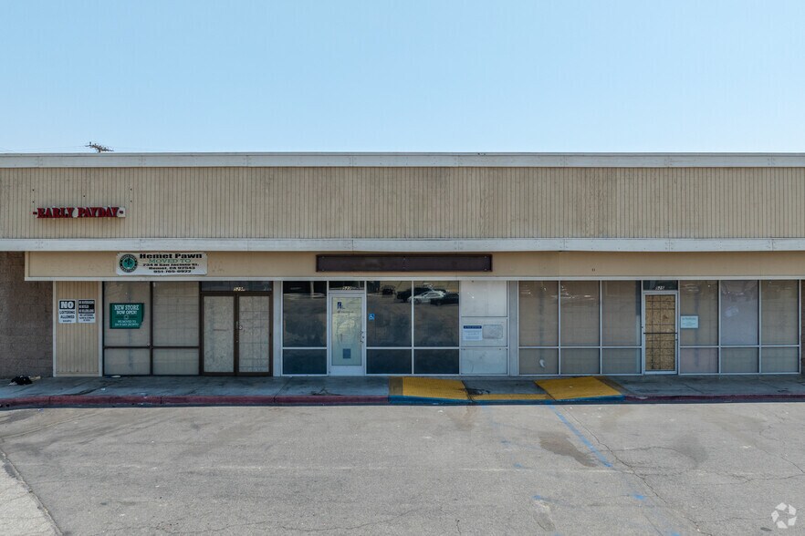 503-529 N San Jacinto Ave, Hemet, CA à vendre - Photo du bâtiment - Image 3 de 7
