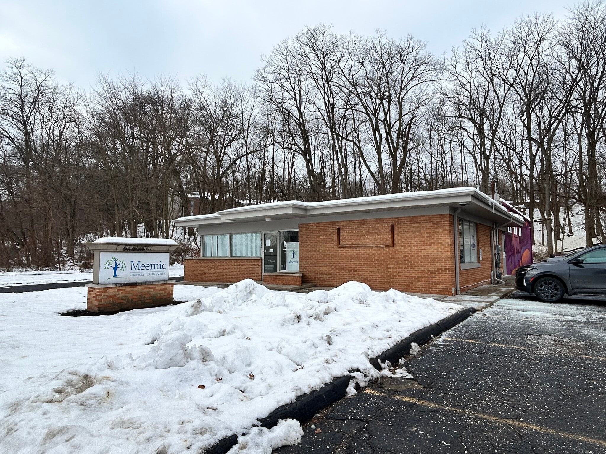 150 Riverside Dr, Battle Creek, MI for sale Primary Photo- Image 1 of 14