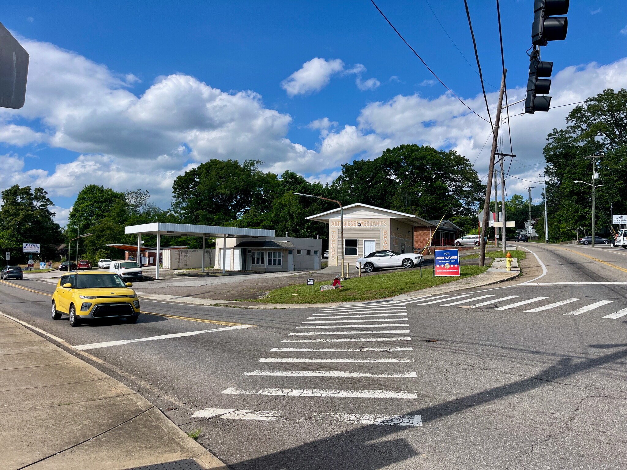 2700 Whittle Springs Rd, Knoxville, TN à vendre Photo principale- Image 1 de 13