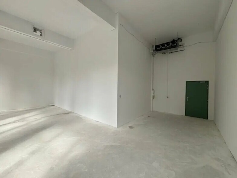 Bureau dans Aix-en-Provence à louer - Photo intérieure - Image 2 de 4