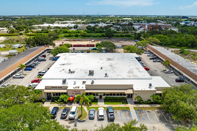 More details for 1402-1472 Old Dixie Hwy, Vero Beach, FL - Office/Retail, Industrial for Lease