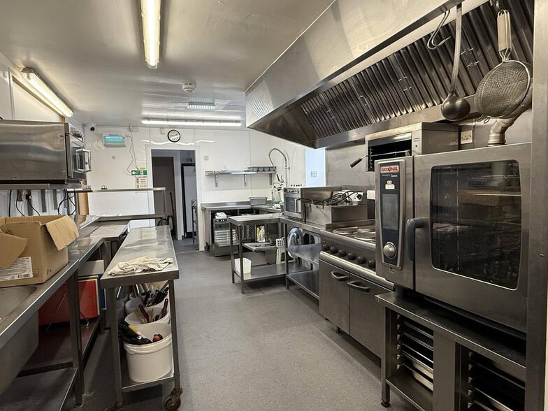 High St, Falkland for sale - Interior Photo - Image 3 of 8