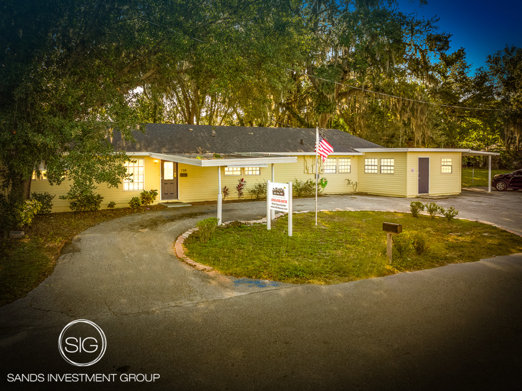 710 Carpenter Ave, Leesburg, FL à vendre Photo du bâtiment- Image 1 de 6