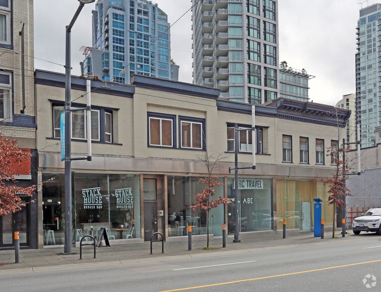 1224-1234 Granville St, Vancouver, BC à louer - Photo du bâtiment - Image 2 de 2