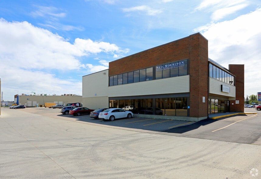 9004-9090 51st Ave NW, Edmonton, AB for lease - Building Photo - Image 3 of 6