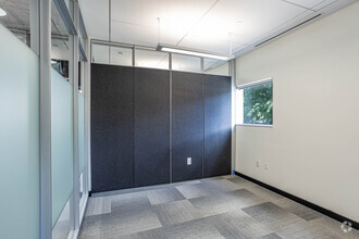 77 Rowe St, Newton, MA for lease Interior Photo- Image 2 of 9