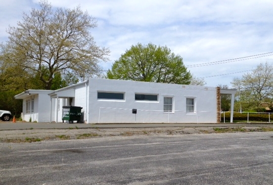 592-596 Hampton Rd, Southampton, NY for lease - Building Photo - Image 3 of 7