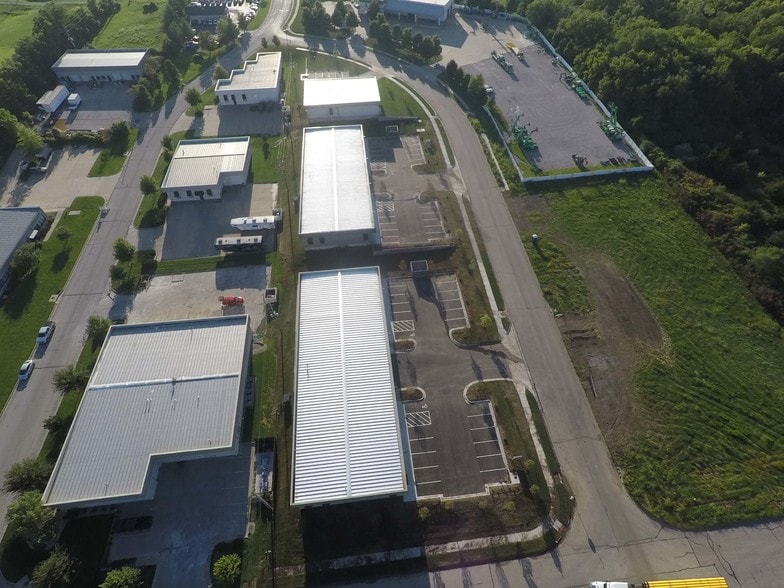 101 SE 29th Ter, Lee's Summit, MO for lease - Aerial - Image 2 of 5