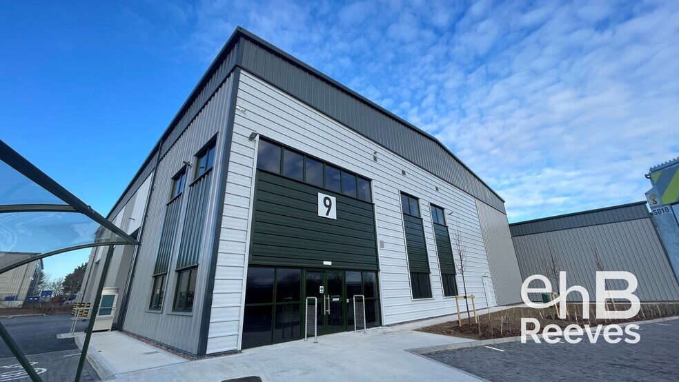 Northfield Rd, Southam à vendre - Photo du bâtiment - Image 2 de 18