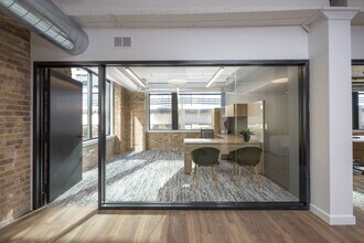 1035 W Lake St, Chicago, IL for lease Interior Photo- Image 2 of 8