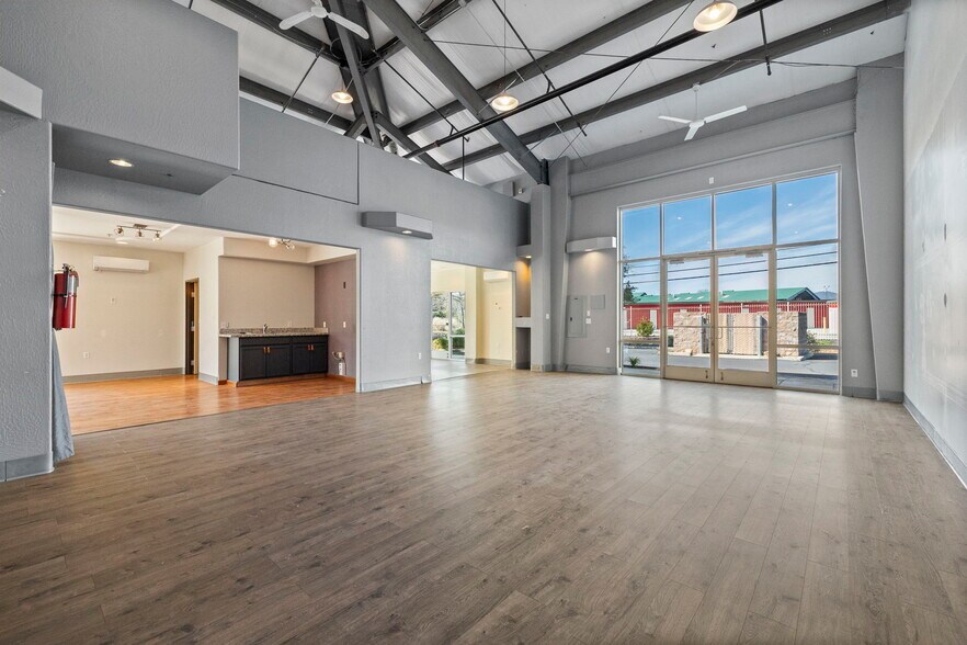 18851 Microtronics Way, Sonora, CA à vendre - Photo du bâtiment - Image 2 de 24