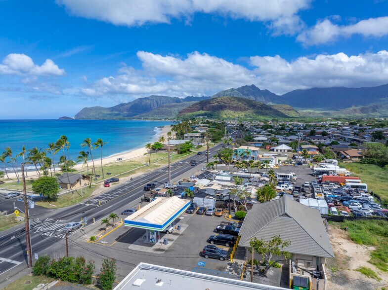 87-718 Farrington Hwy, Waianae, HI à vendre - Photo du bâtiment - Image 2 de 7
