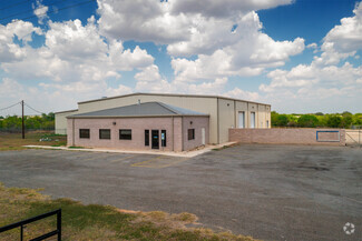 Plus de détails pour 1391 County Road 429, Pleasanton, TX - Industriel à vendre