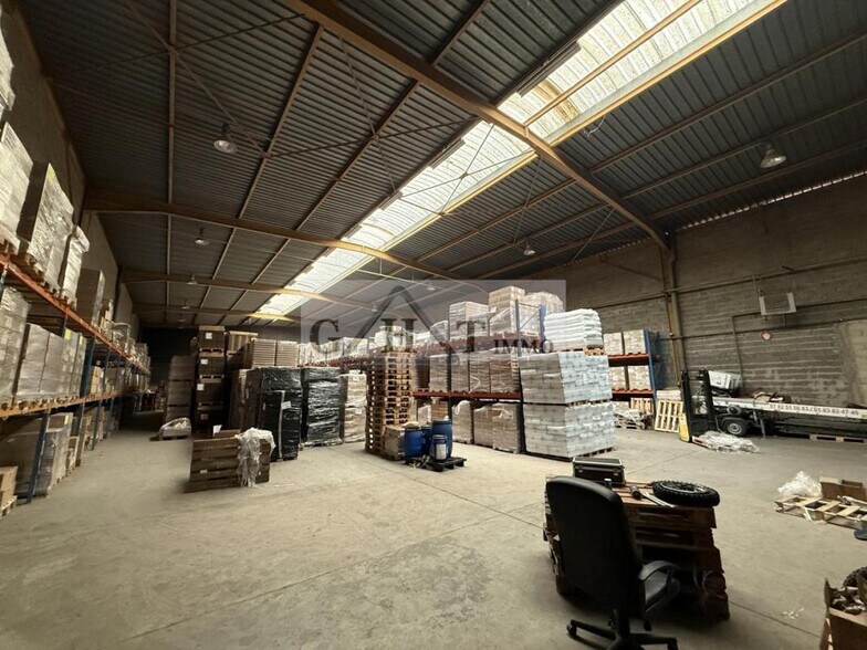 Industrial in Argenteuil for sale - Building Photo - Image 2 of 2