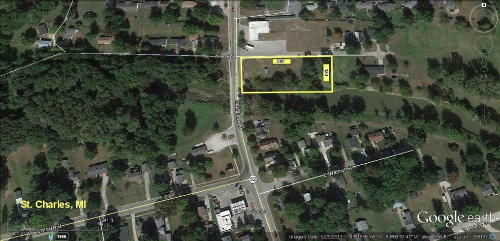 910 N Saginaw St, Saint Charles, MI à louer - Photo du bâtiment - Image 3 de 4