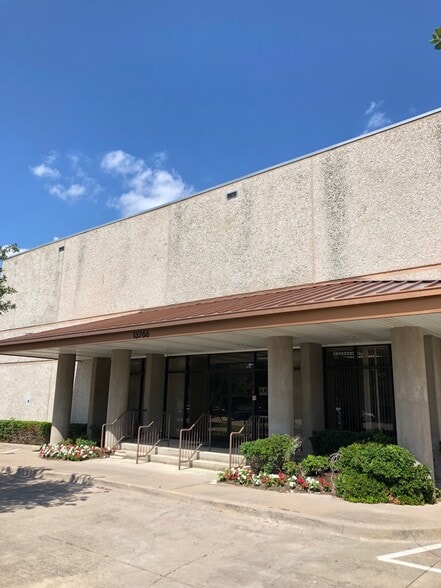 13766 Beta Rd, Dallas, TX for lease - Building Photo - Image 3 of 6