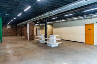 106-108 E 4th, Covington, KY à louer Photo intérieure- Image 2 de 4