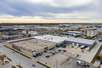 700 King Edward St, Winnipeg, MB - aerial  map view - Image1