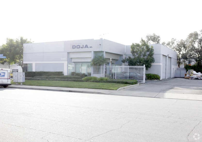 2401 Pine St, Pomona, CA for sale - Primary Photo - Image 1 of 7