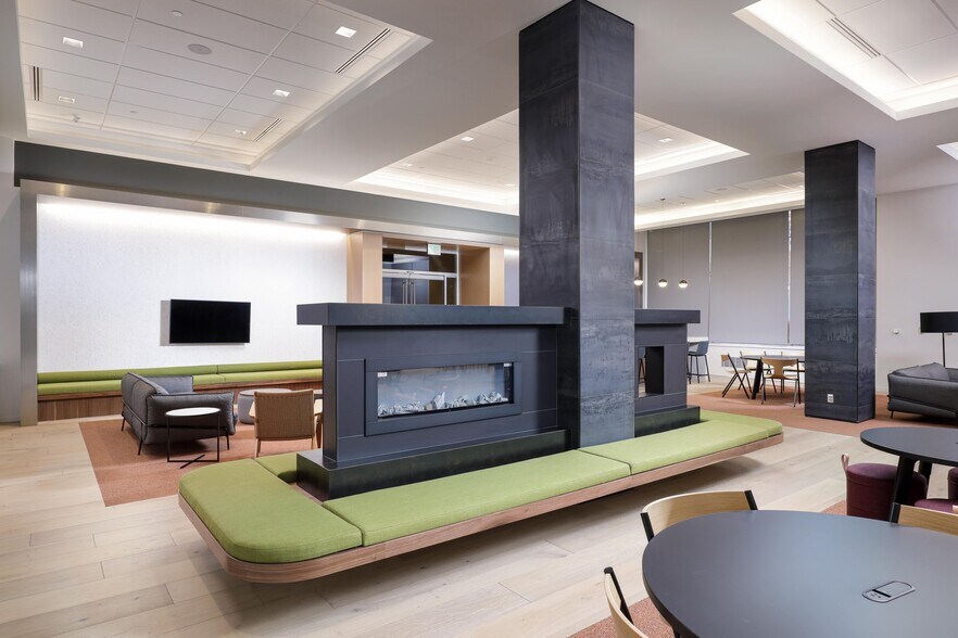 420 Fort Duquesne Blvd, Pittsburgh, PA à louer - Photo intérieure - Image 3 de 14