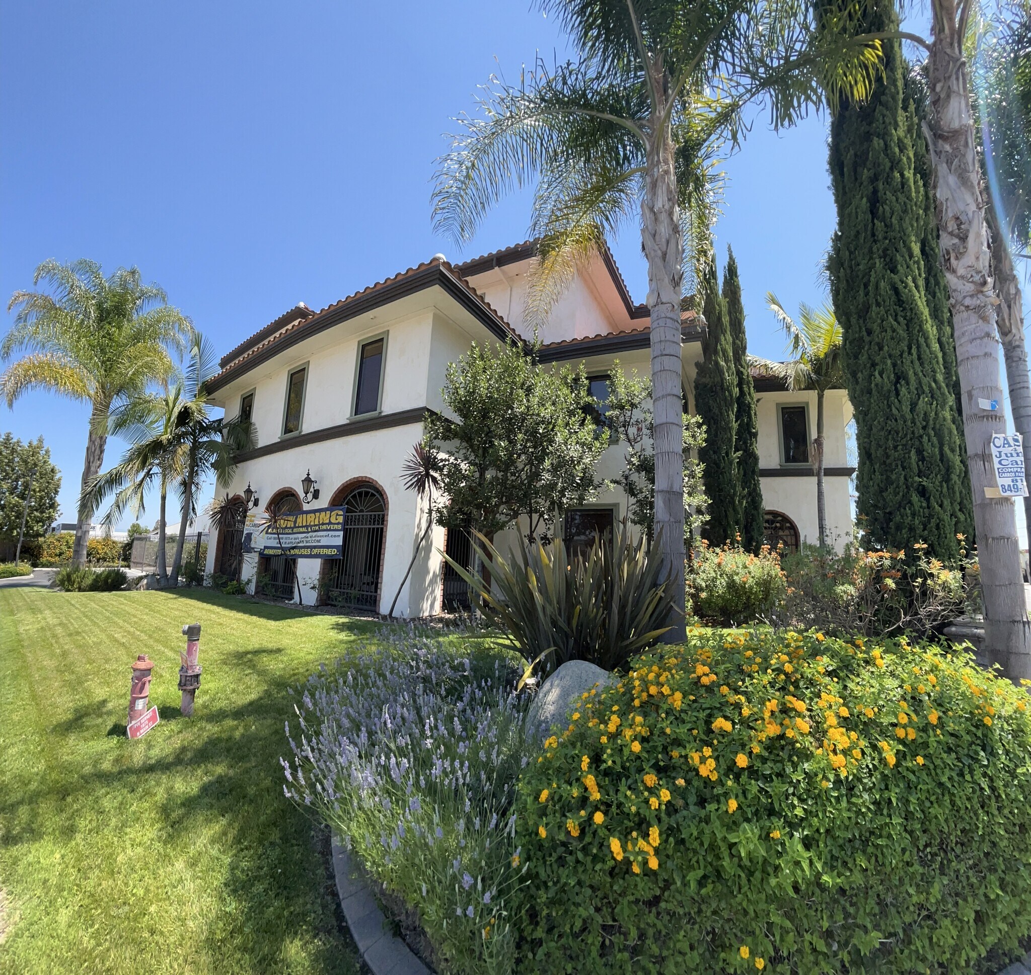 1675 N Main St, Orange, CA for lease Building Photo- Image 1 of 12