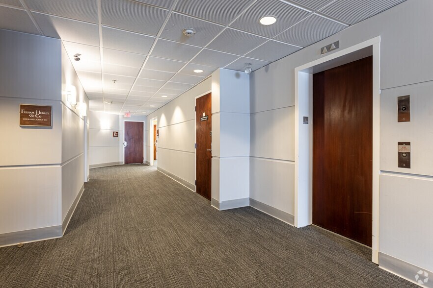 55 Accord Park Dr, Rockland, MA for lease - Interior Photo - Image 3 of 3