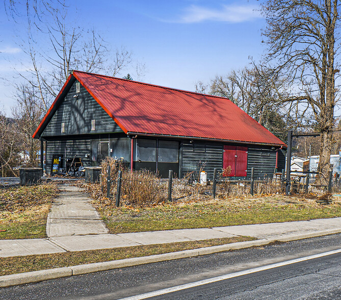 1 Madeline Ln, Rosendale, NY à vendre - Photo du bâtiment - Image 1 de 1