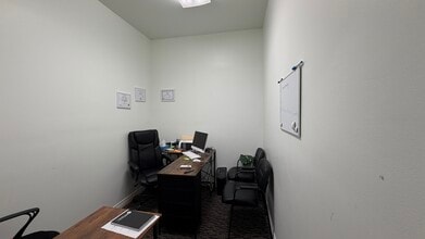 10545 Burbank Blvd, North Hollywood, CA for lease Interior Photo- Image 2 of 5