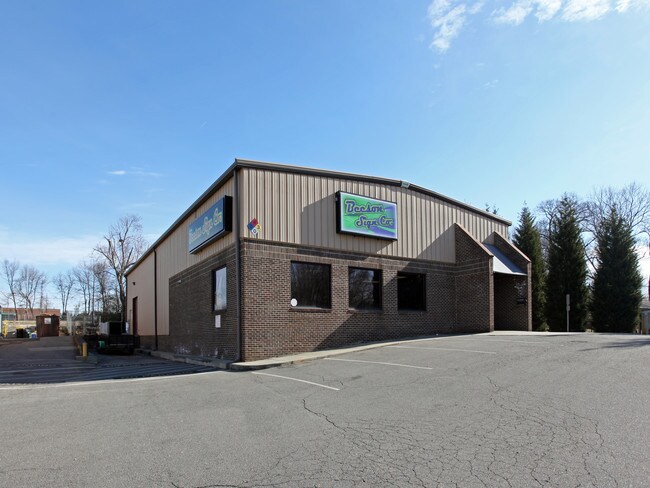 More details for 115 Adams St, Kernersville, NC - Industrial for Lease