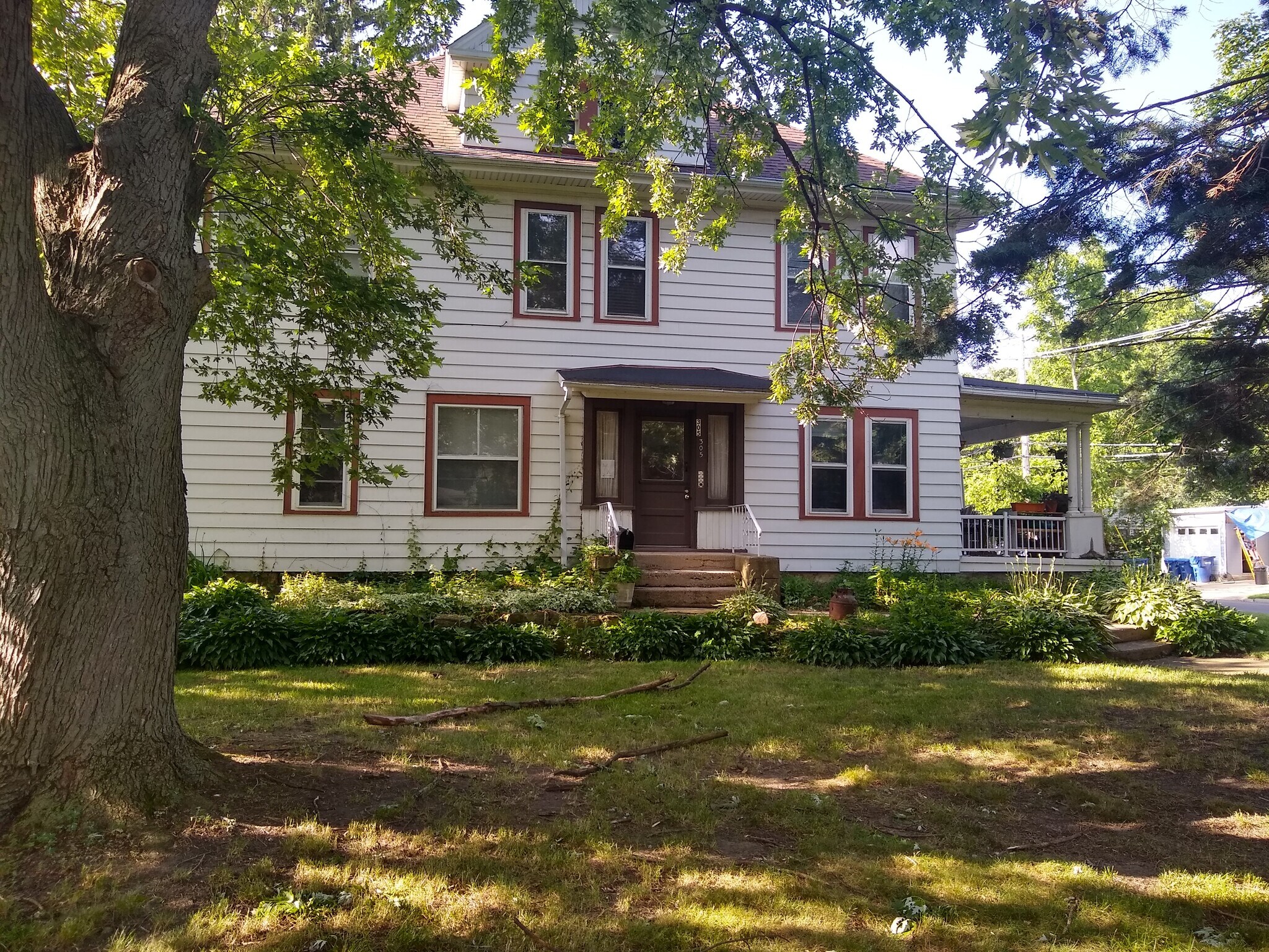 305 Augusta Ave, Dekalb, IL à vendre Photo principale- Image 1 de 1