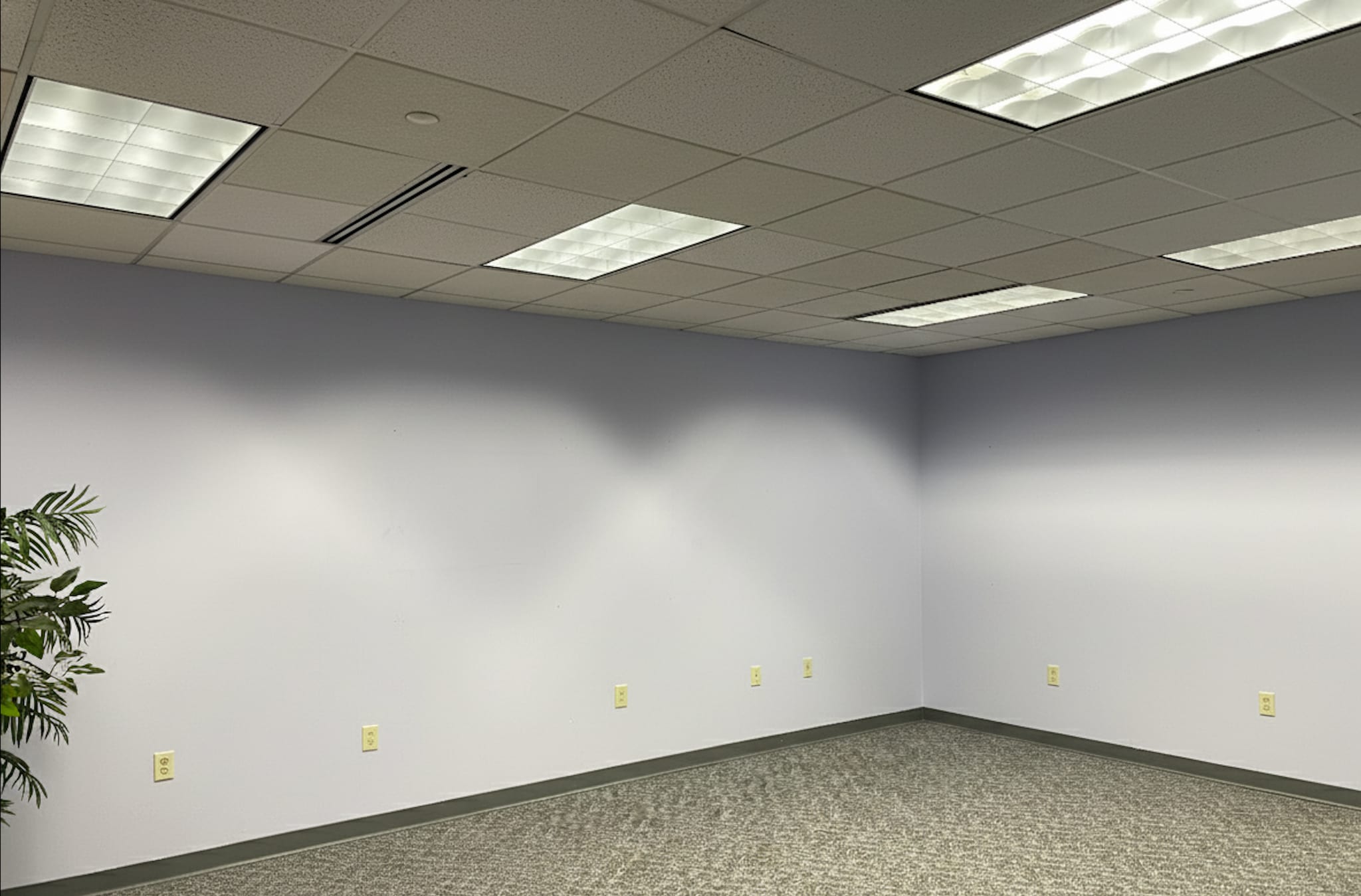 11492 Bluegrass Pky, Louisville, KY for lease Interior Photo- Image 1 of 4