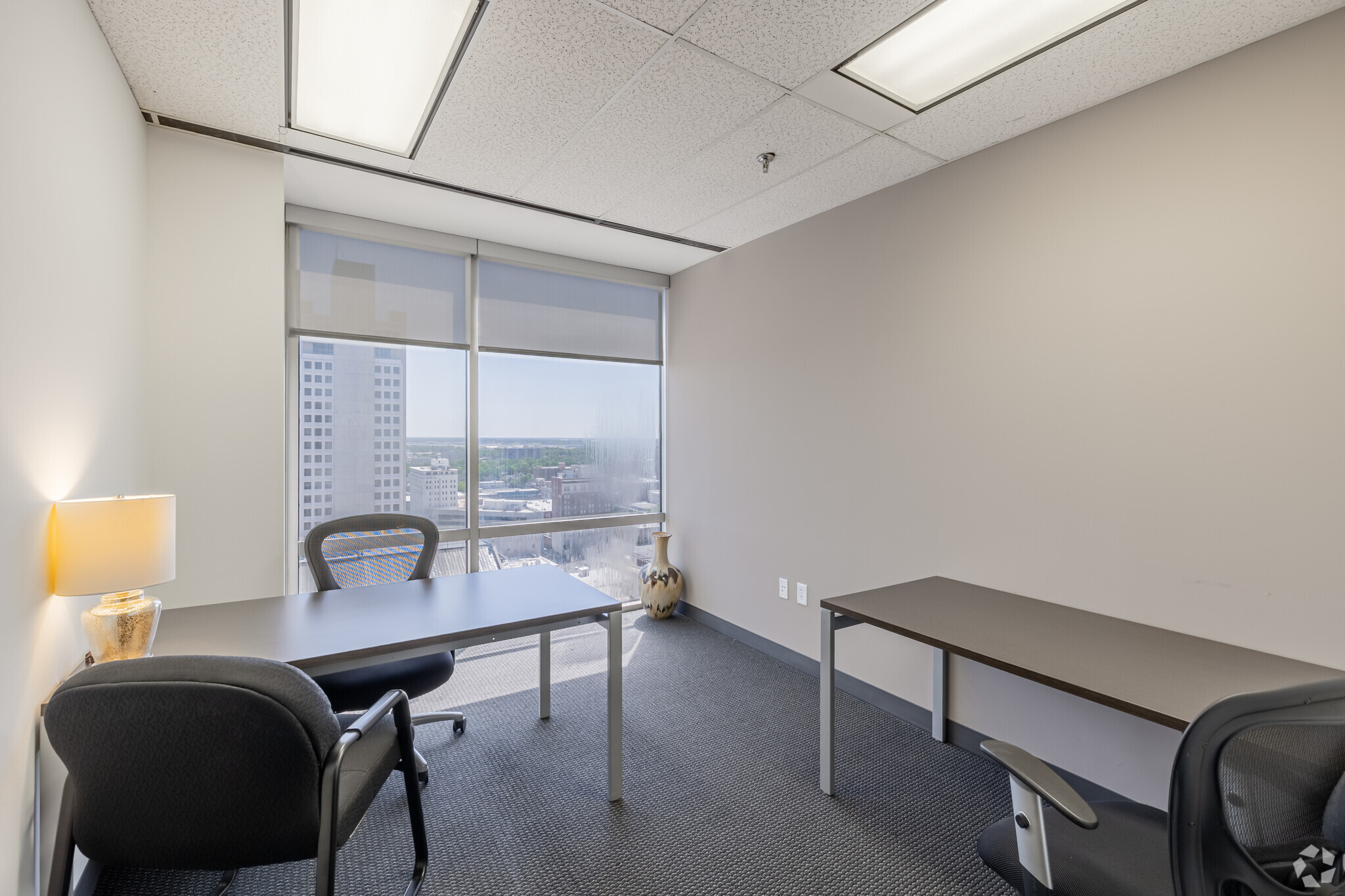 400 W Capitol Ave, Little Rock, AR for lease Interior Photo- Image 1 of 1