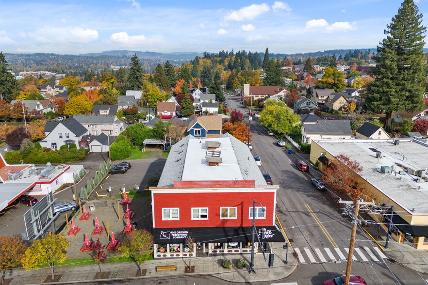 919 7th St, Oregon City, OR à vendre - Photo du b timent - Image 3 de 9