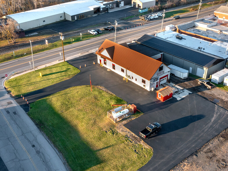 627 Erie Ave, North Tonawanda, NY for sale - Building Photo - Image 2 of 9